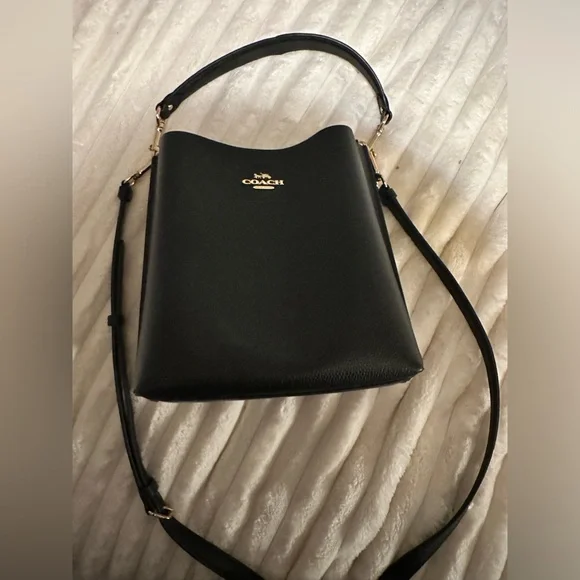 Coach Bucket Bag - Picture 7 of 10